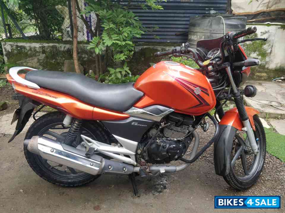 Suzuki GS 150R
