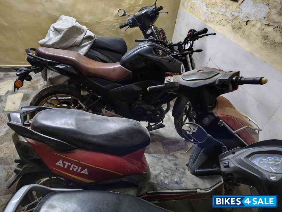 Hero Electric Atria LX