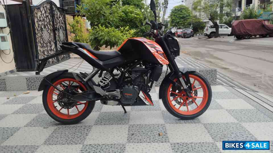 KTM Duke 125 KTM Duke 125