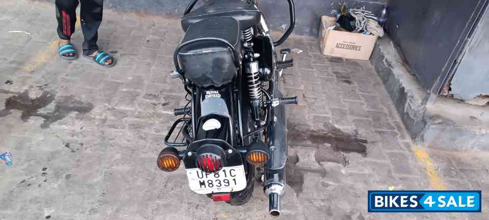 Mercury Silver Royal Enfield Classic 350 Single Channel BS6 Mercury Silver Royal Enfield Classic 350 Single Channel BS6
