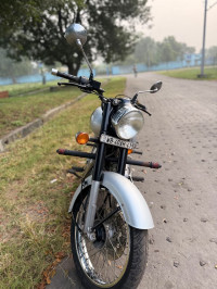 Silver Royal Enfield Classic 350