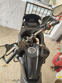 Black Honda CB200X