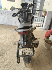 Black Honda CB200X