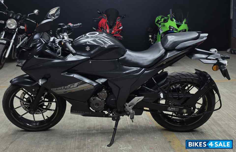 Suzuki Gixxer SF 250 BS6 Suzuki Gixxer SF 250 BS6