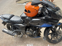 Bajaj Pulsar 220 DTSFi