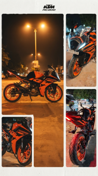 Ebony Black Metallic KTM RC 200 2022