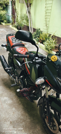 Bajaj Pulsar 125 Split Seat
