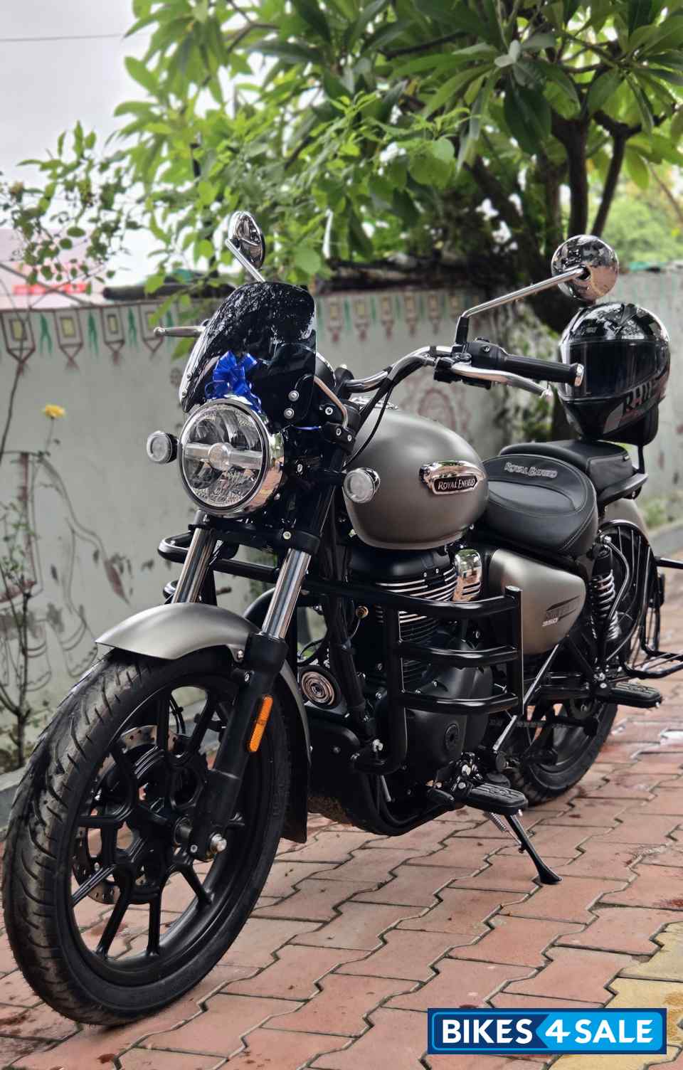 Matt Gray Royal Enfield Bullet 350