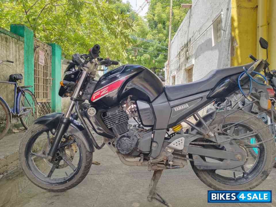 Black Yamaha FZ-S Black Yamaha FZ-S