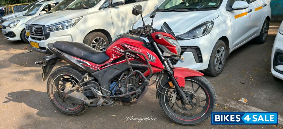 Honda CB Hornet 160R