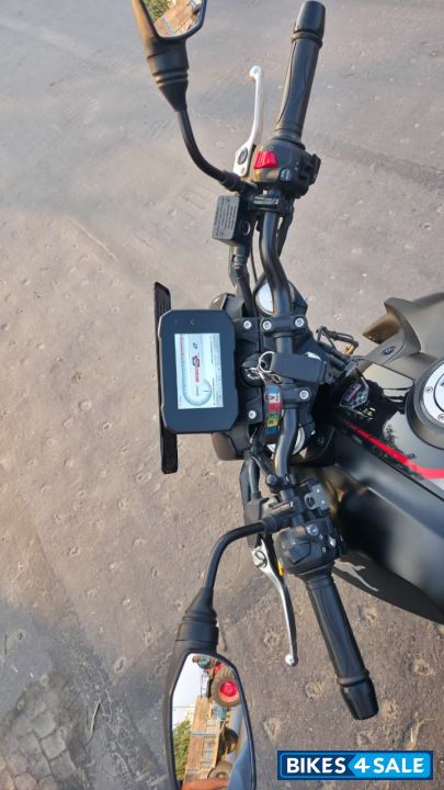 Matt Black TVS Apache RTR 160 4V TFT with Map Mirroring Matt Black TVS Apache RTR 160 4V TFT with Map Mirroring