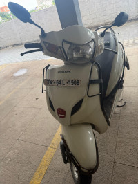 White Honda Activa 3G