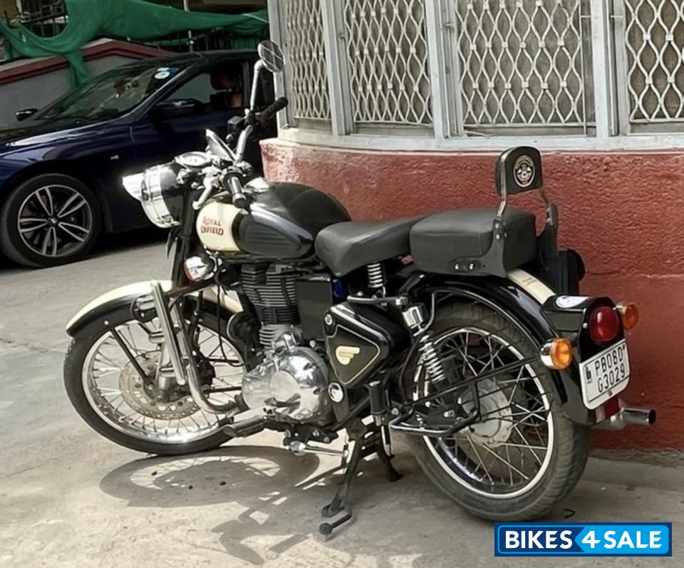 Royal Enfield Classic 500