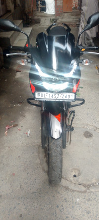 Black TVS Apache RTR 160