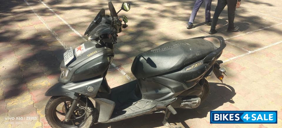 Grey Yamaha Cygnus RayZR 125 Fi BS6