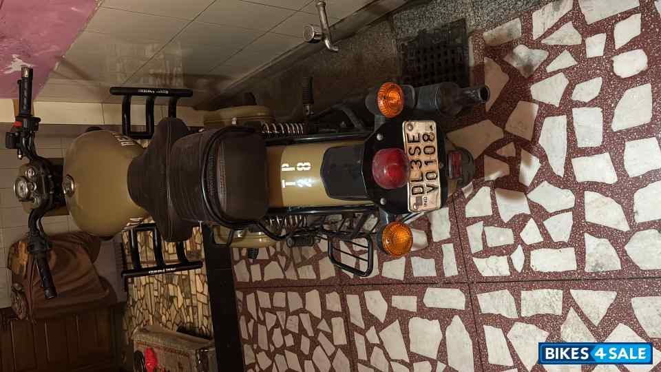Royal Enfield Classic Desert Storm