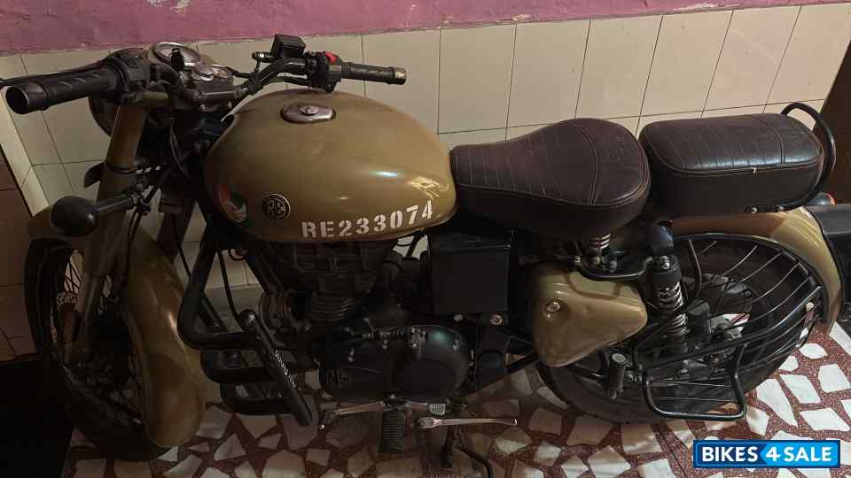 Royal Enfield Classic Desert Storm Royal Enfield Classic Desert Storm