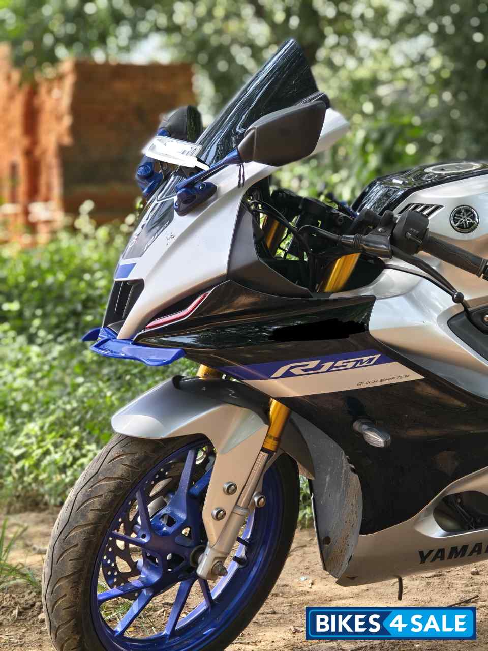 Silver, Black Yamaha R15M Silver, Black Yamaha R15M