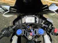 Silver, Black Yamaha R15M