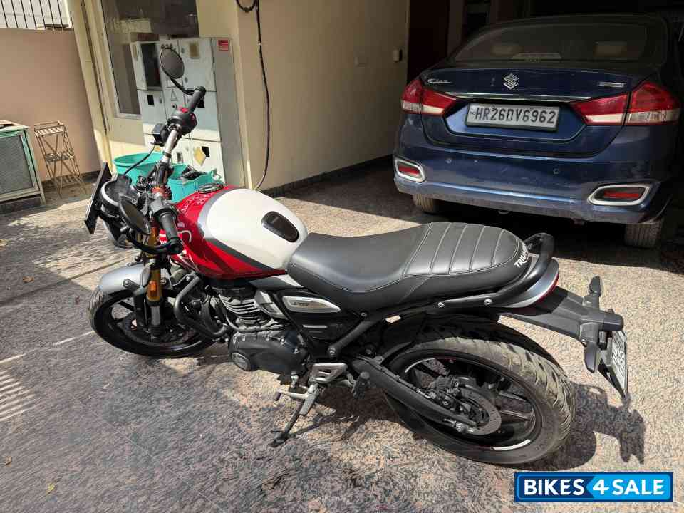 Red Triumph Speed 400 2025