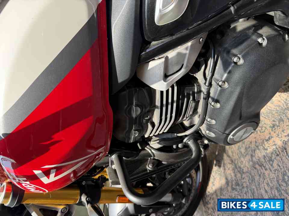 Red Triumph Speed 400 2025