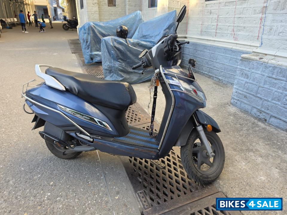 Midnight Blue Metal Honda Activa 125 BS6 Midnight Blue Metal Honda Activa 125 BS6