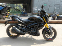 Matt Black Bajaj Dominar 400 ABS BS6