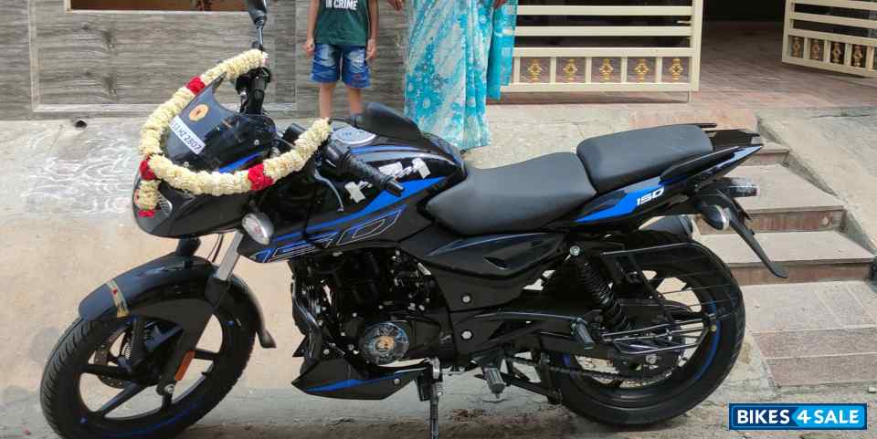 Bajaj Pulsar 150 Twin Disc BS6