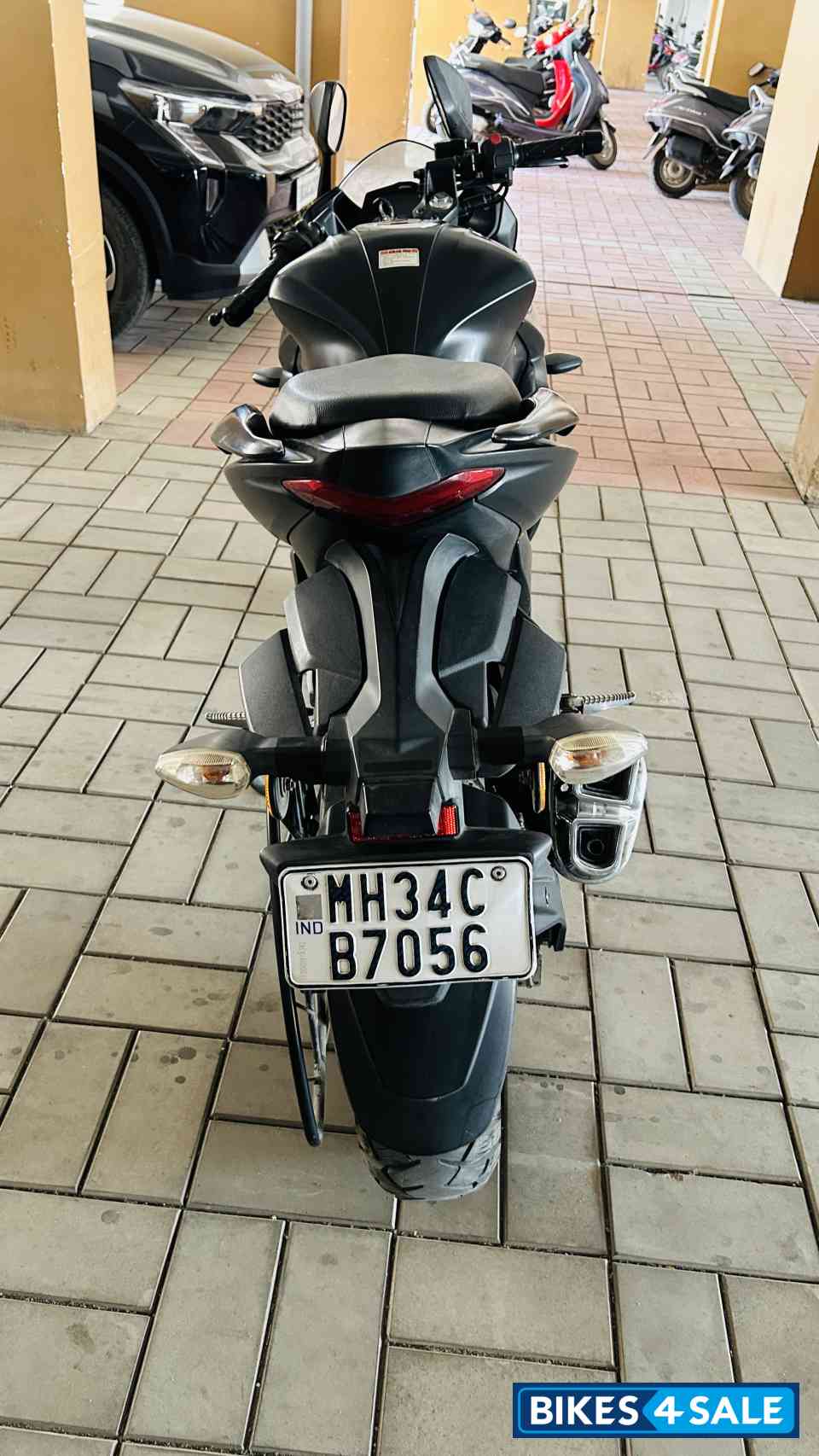 Suzuki Gixxer SF 250 BS6 Suzuki Gixxer SF 250 BS6