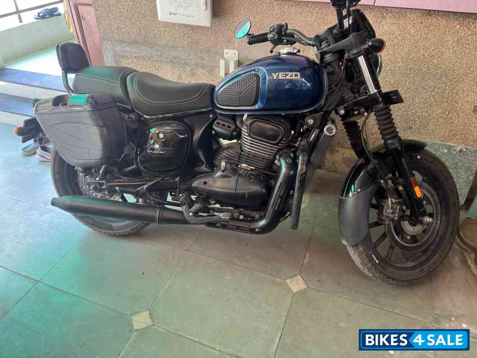 Steel Blue Yezdi Roadster Dark