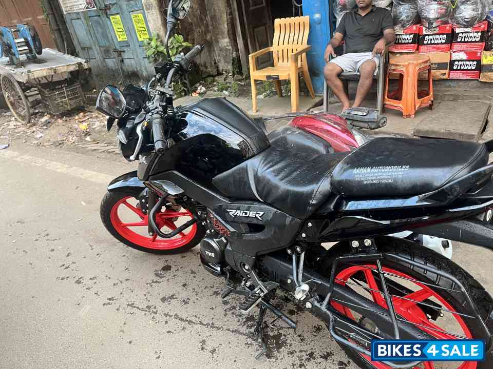 TVS Raider iGO TVS Raider iGO