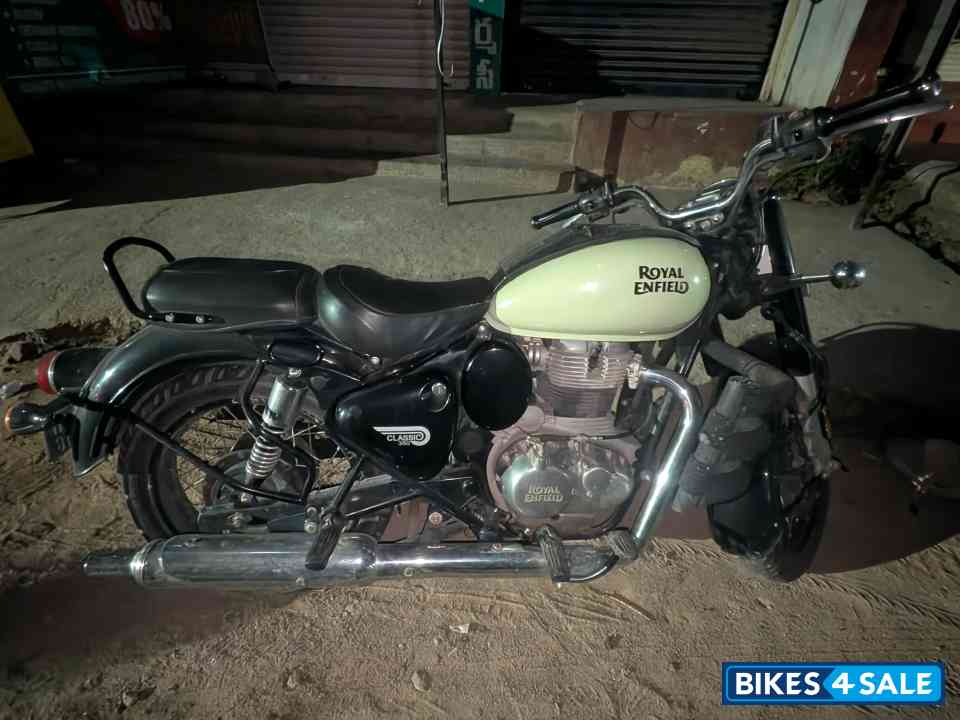Royal Enfield Classic 350 Royal Enfield Classic 350