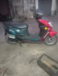 Hero Electric Atria LX