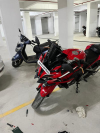 Bajaj Pulsar RS 200 ABS