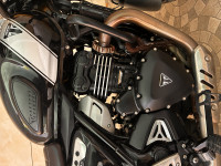 Triumph Scrambler 400 X