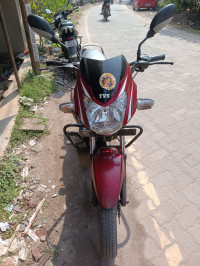 Red TVS Star Sport