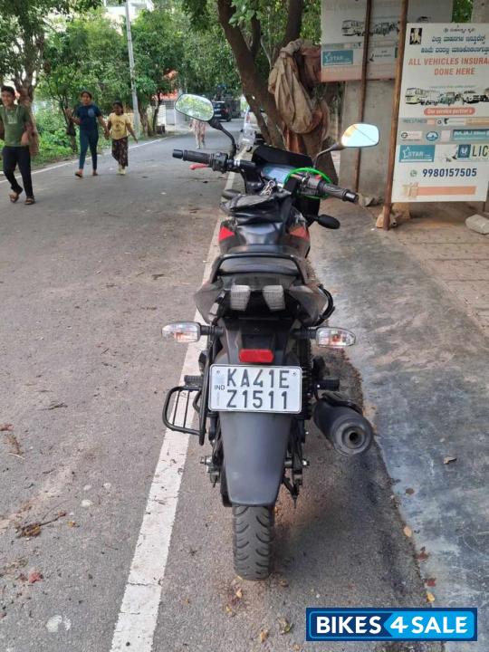 Black Bajaj Pulsar 125 Black Bajaj Pulsar 125