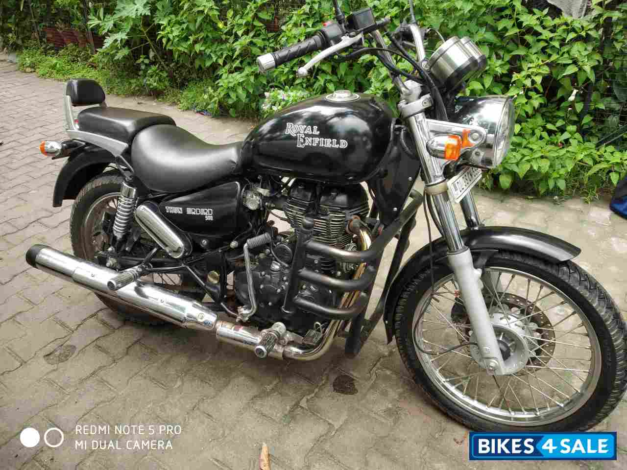 Black Royal Enfield Thunderbird