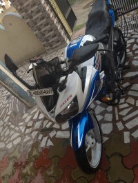 White And Blue Yamaha Fazer
