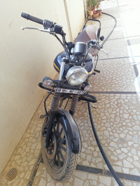 Blue Bajaj Avenger Street 150