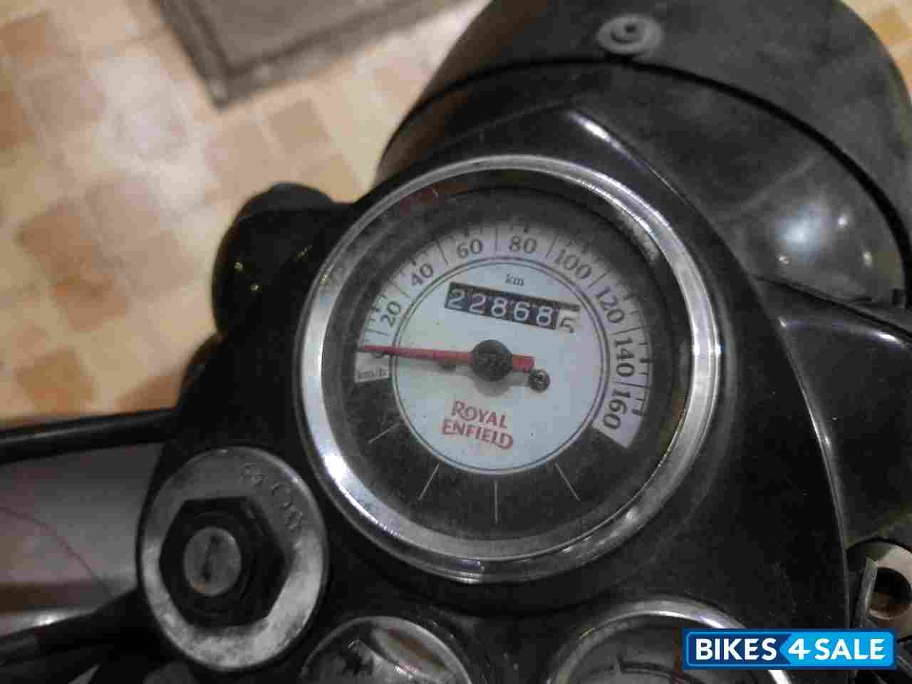 Gun Metal Grey Royal Enfield Classic Gunmetal Grey