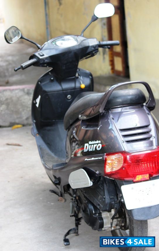 Mahindra Duro