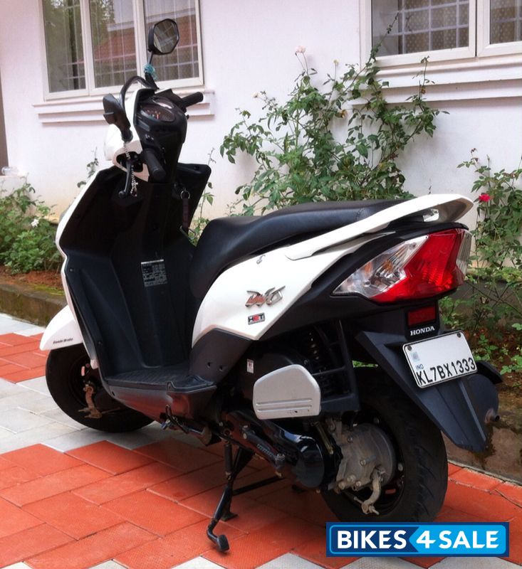 White Honda Dio White Honda Dio