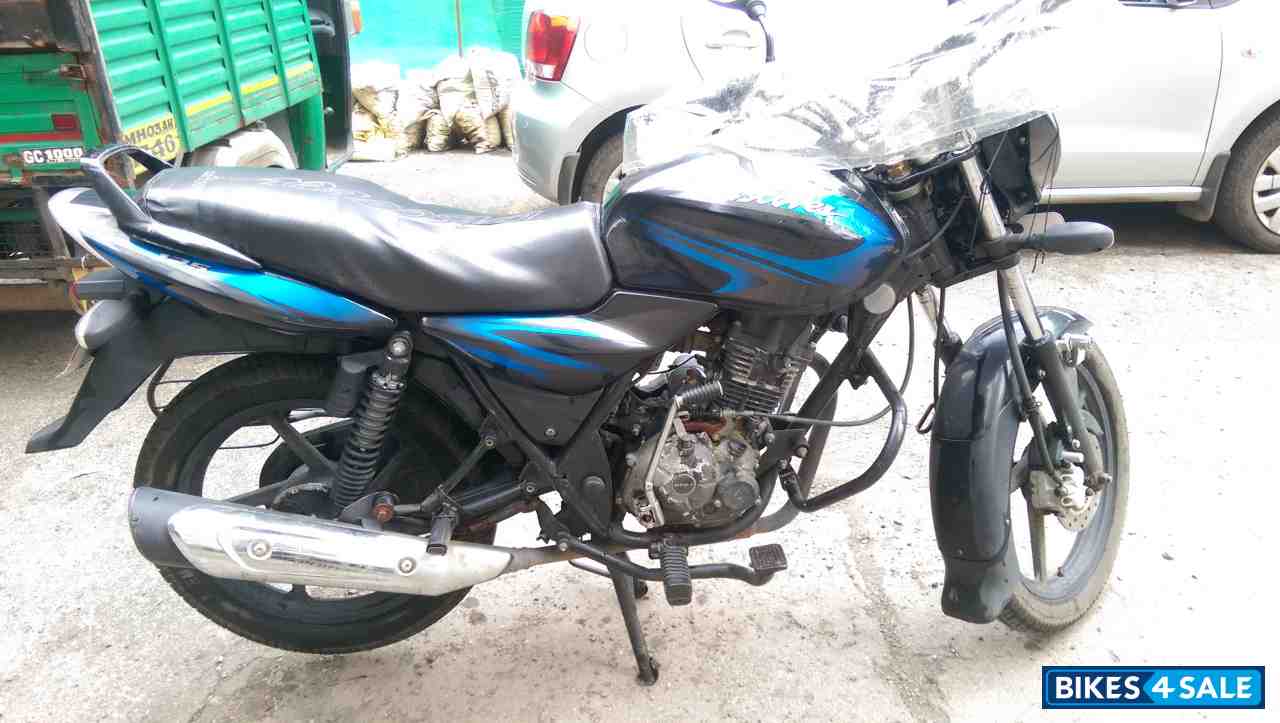 Blue Bajaj Discover DTSi 125