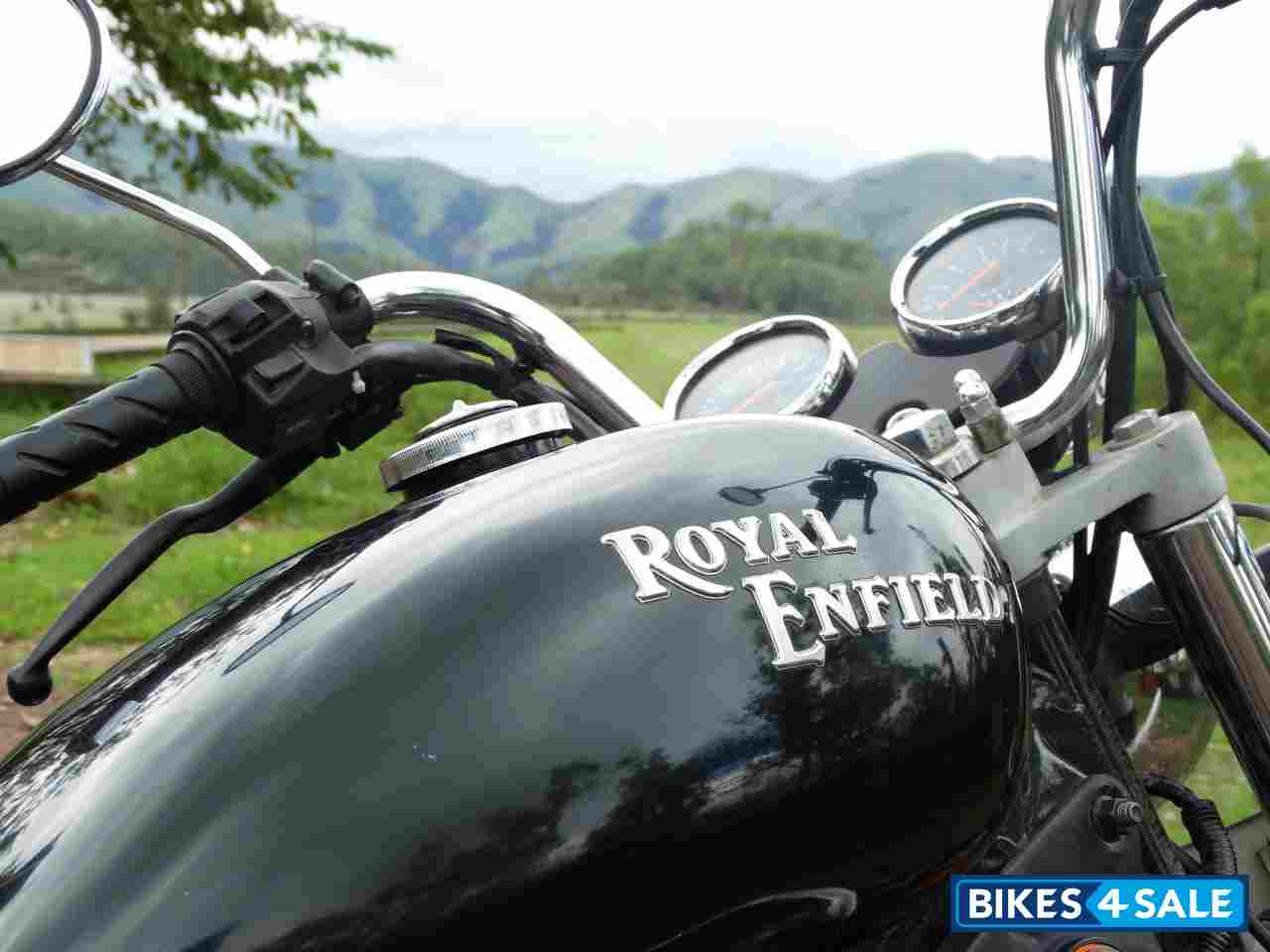 Black Royal Enfield Thunderbird TwinSpark 350 Black Royal Enfield Thunderbird TwinSpark 350