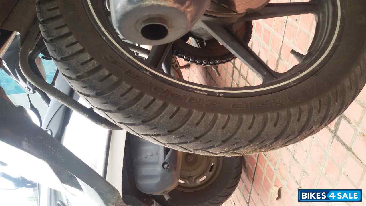 White TVS Apache RTR 180 ABS