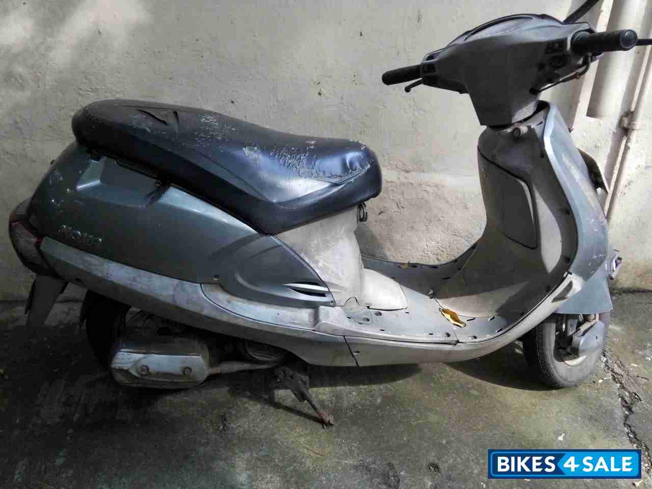 Grey Kinetic Nova 135