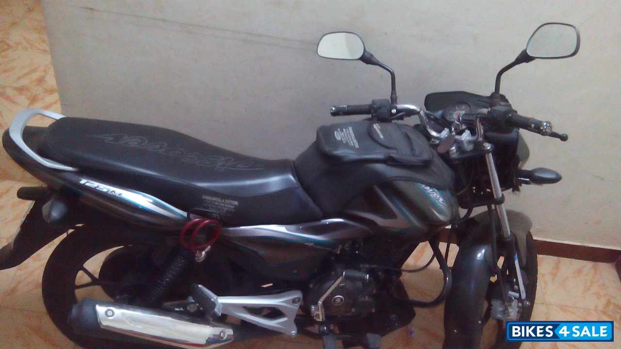Charcoal Grey Bajaj Discover 125M