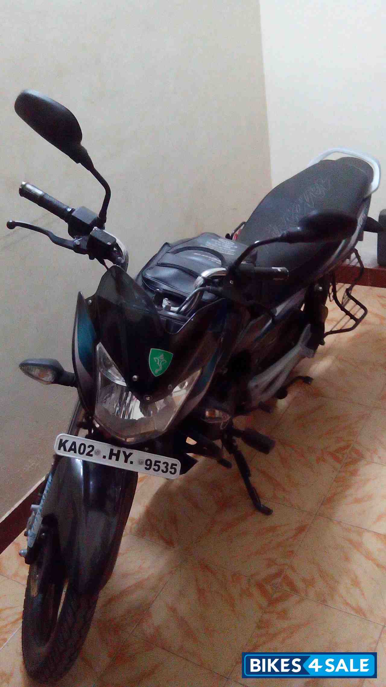 Charcoal Grey Bajaj Discover 125M