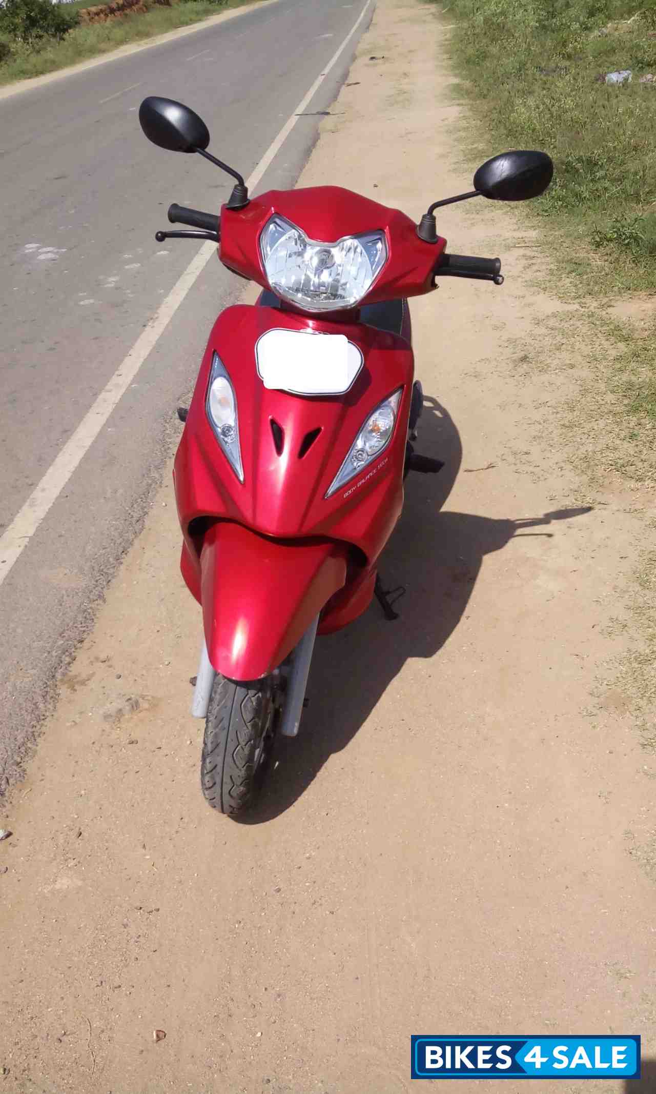 Red TVS Wego
